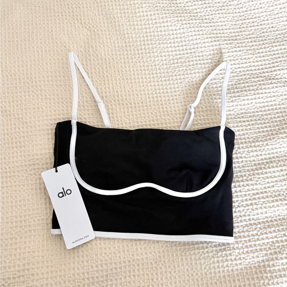 ALO Yoga Tops - ALO Yoga Black Crop Top with White Trim